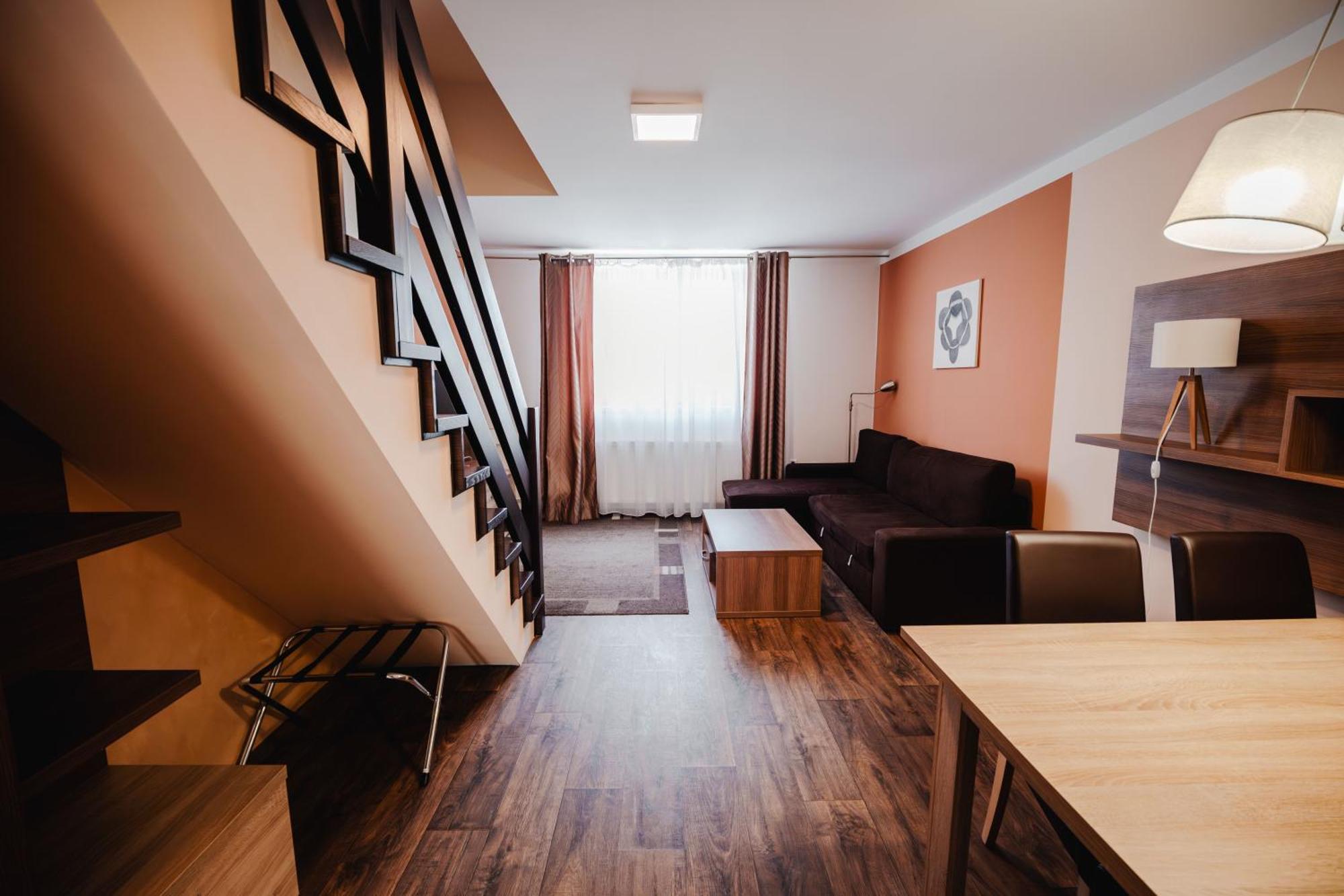 Hotel Palac Elektra Острава Екстер'єр фото