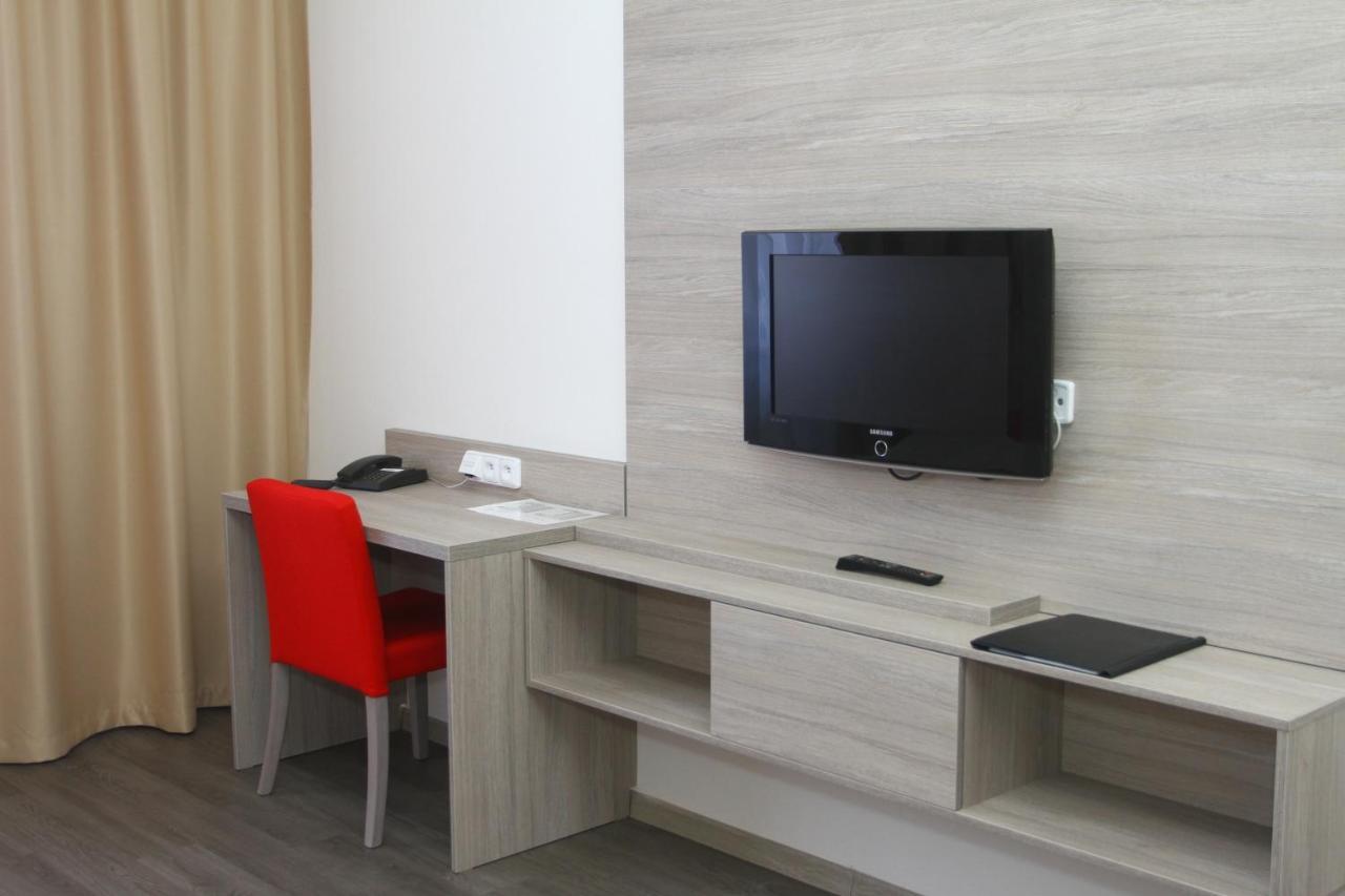 Hotel Palac Elektra Острава Екстер'єр фото